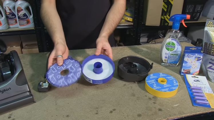 The pre-motor filter sponge and the filter case