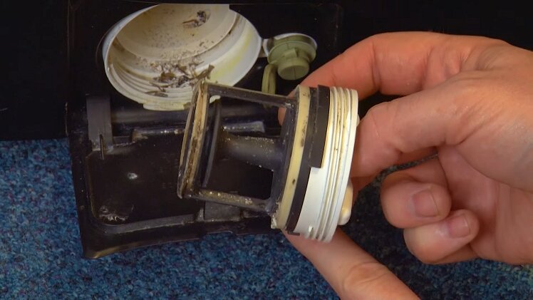 How to Use a Multimeter to Test the Drain Pump on Your Washing Machine
