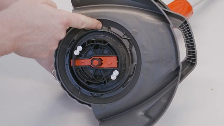 How to Replace the Guard on a Flymo Grass Trimmer