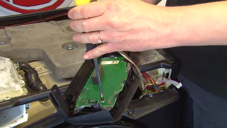 How to Replace the Control Panel on a Hoover Washing Machine